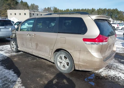 2011 Toyota Sienna Le V6 from USA, damaged, VIN 5TDKK3DC1BS131897